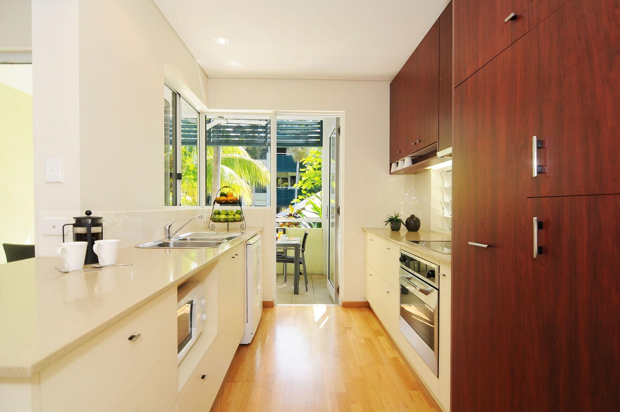 Verandahs Boutique Apartments Порт Дуглас Экстерьер фото
