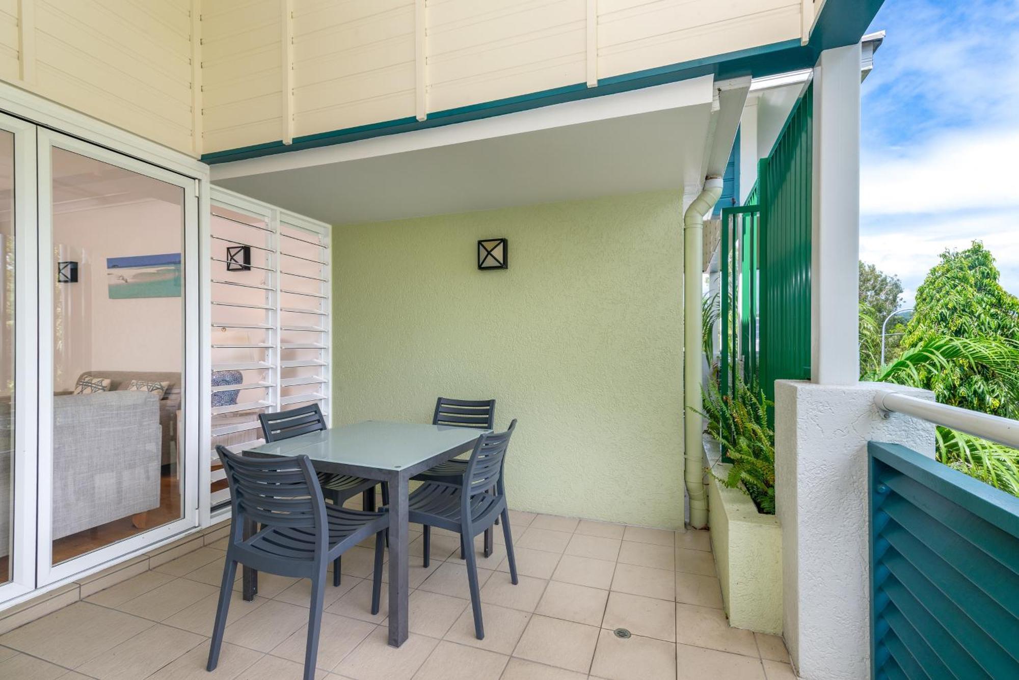 Verandahs Boutique Apartments Порт Дуглас Экстерьер фото