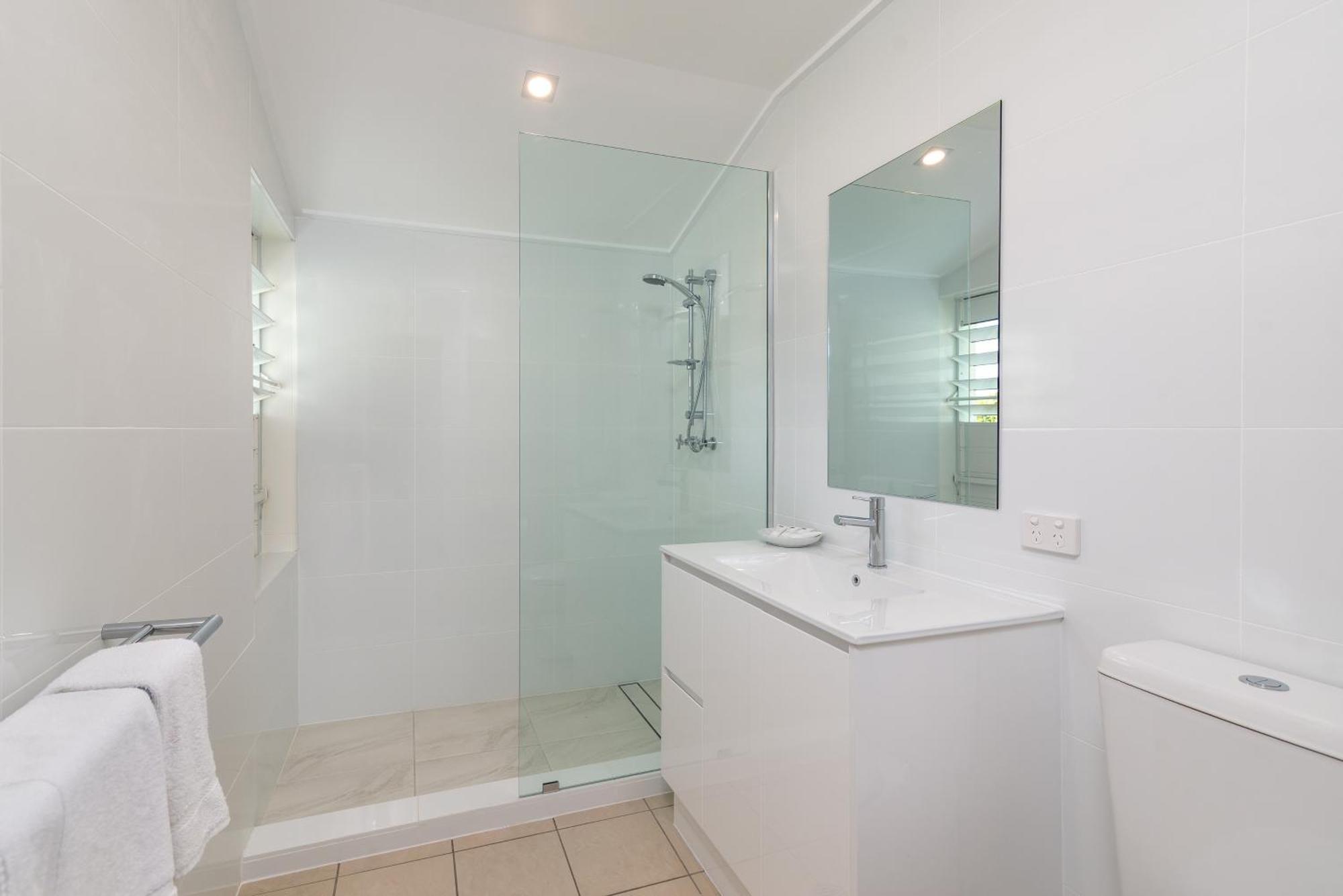 Verandahs Boutique Apartments Порт Дуглас Экстерьер фото