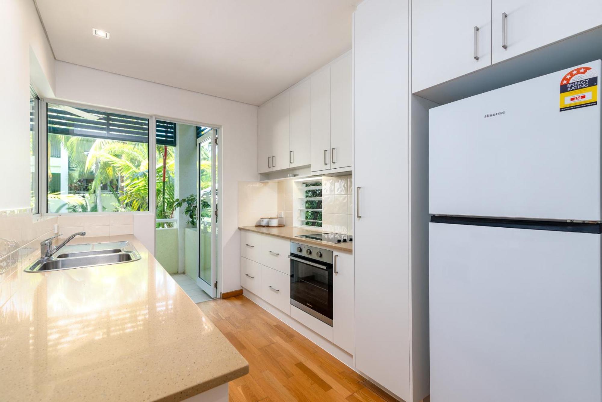 Verandahs Boutique Apartments Порт Дуглас Экстерьер фото